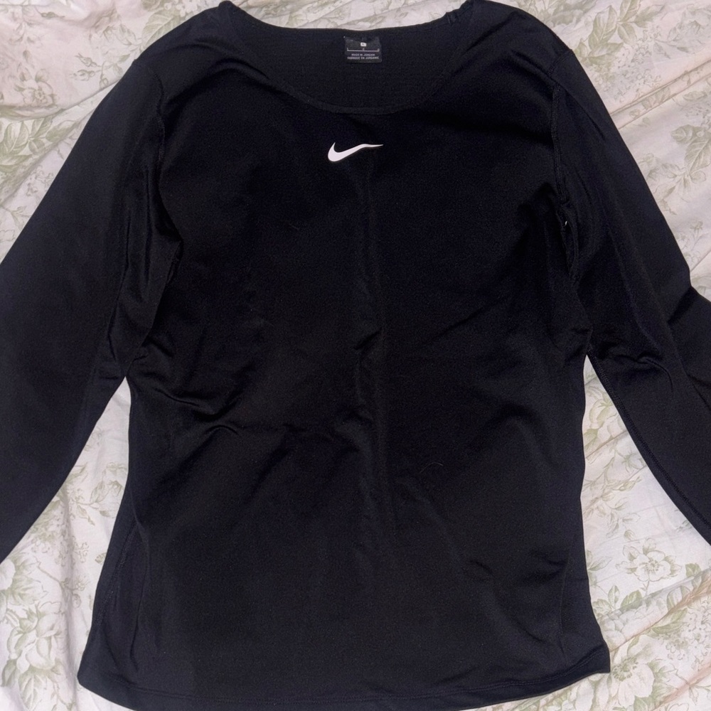 Nike Women's Black Long Sleeve Tee